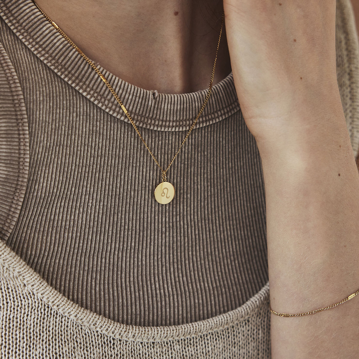 Zodiac Charm - Pisces | Gold - image 6